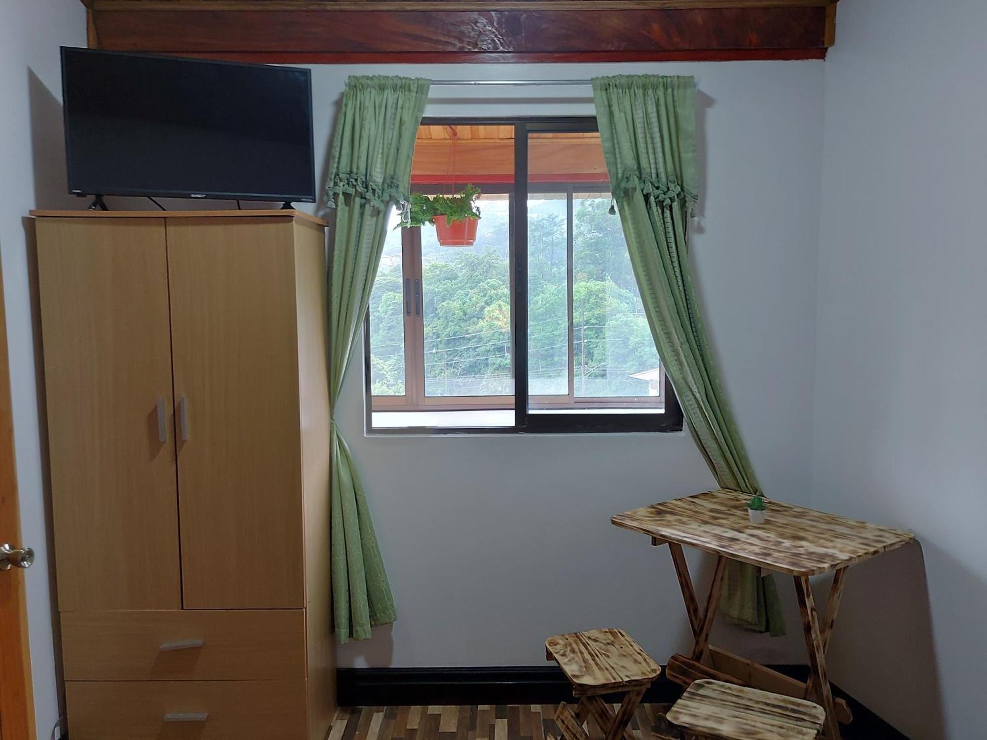 Alisson Hotel Y Restaurant Monteverde 외부 사진
