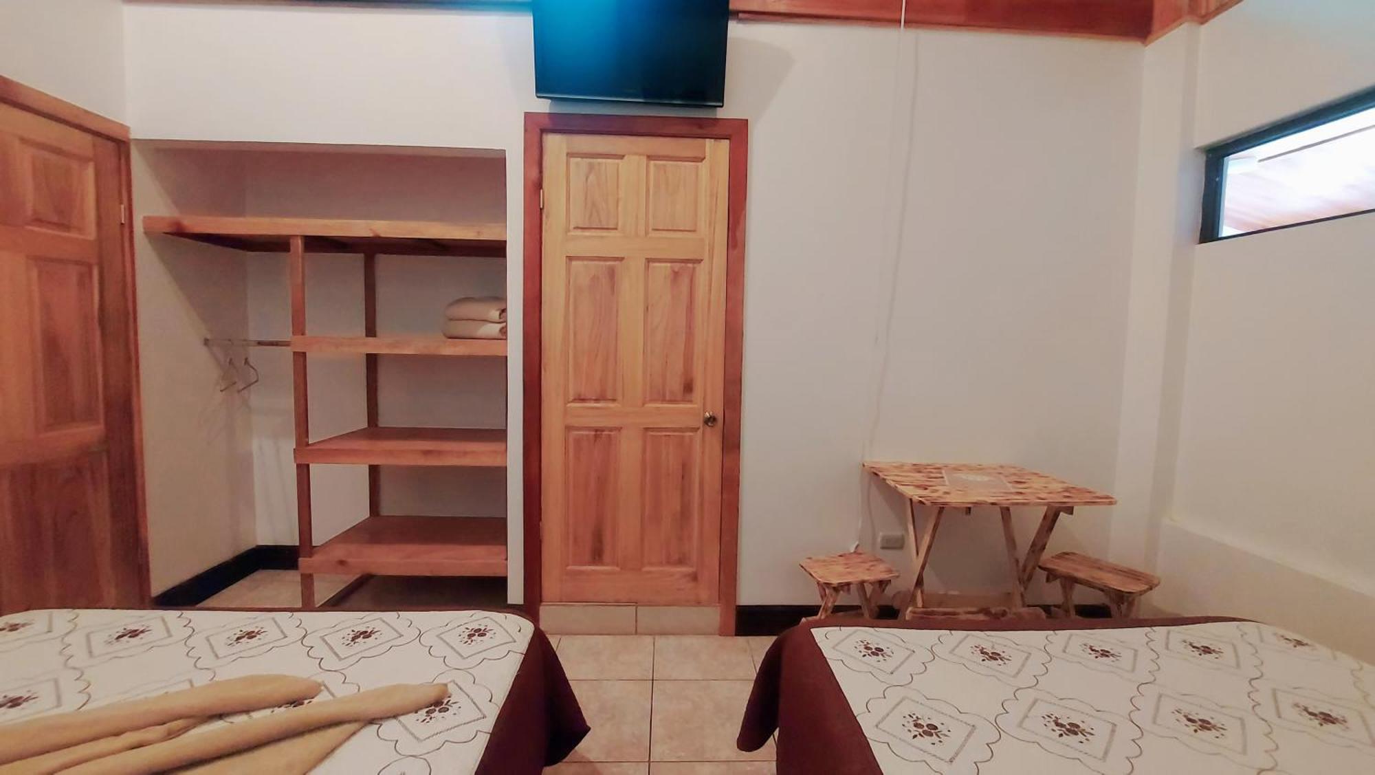 Alisson Hotel Y Restaurant Monteverde 외부 사진