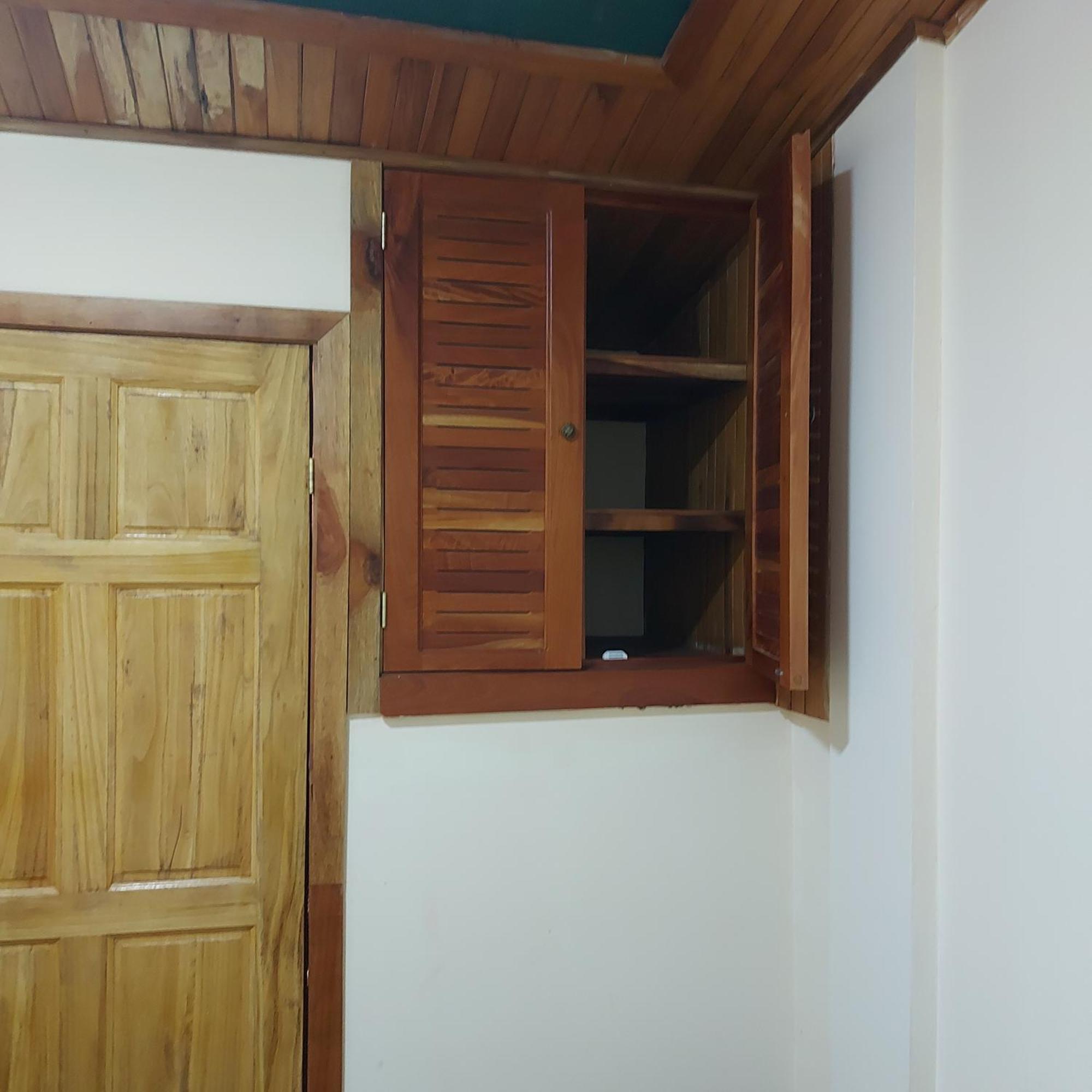 Alisson Hotel Y Restaurant Monteverde 외부 사진