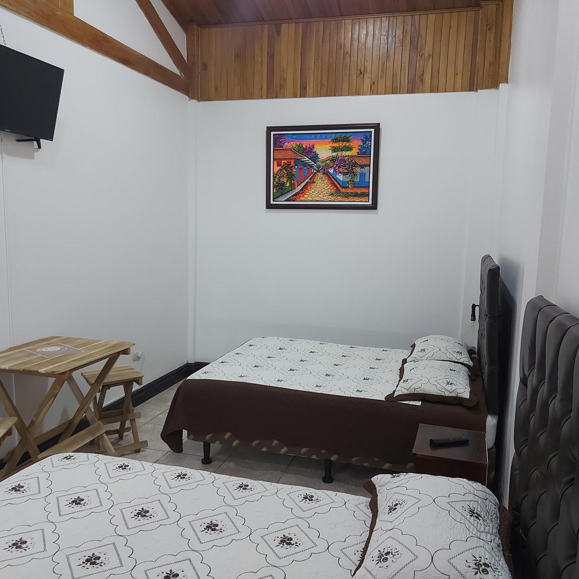 Alisson Hotel Y Restaurant Monteverde 외부 사진
