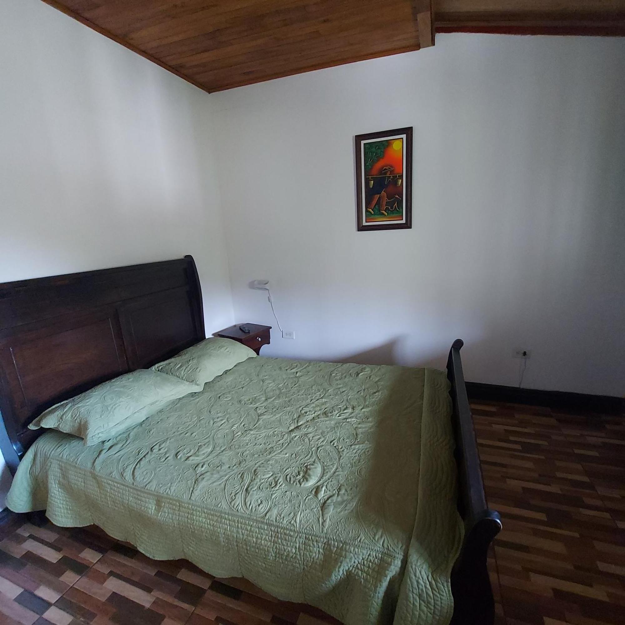 Alisson Hotel Y Restaurant Monteverde 외부 사진