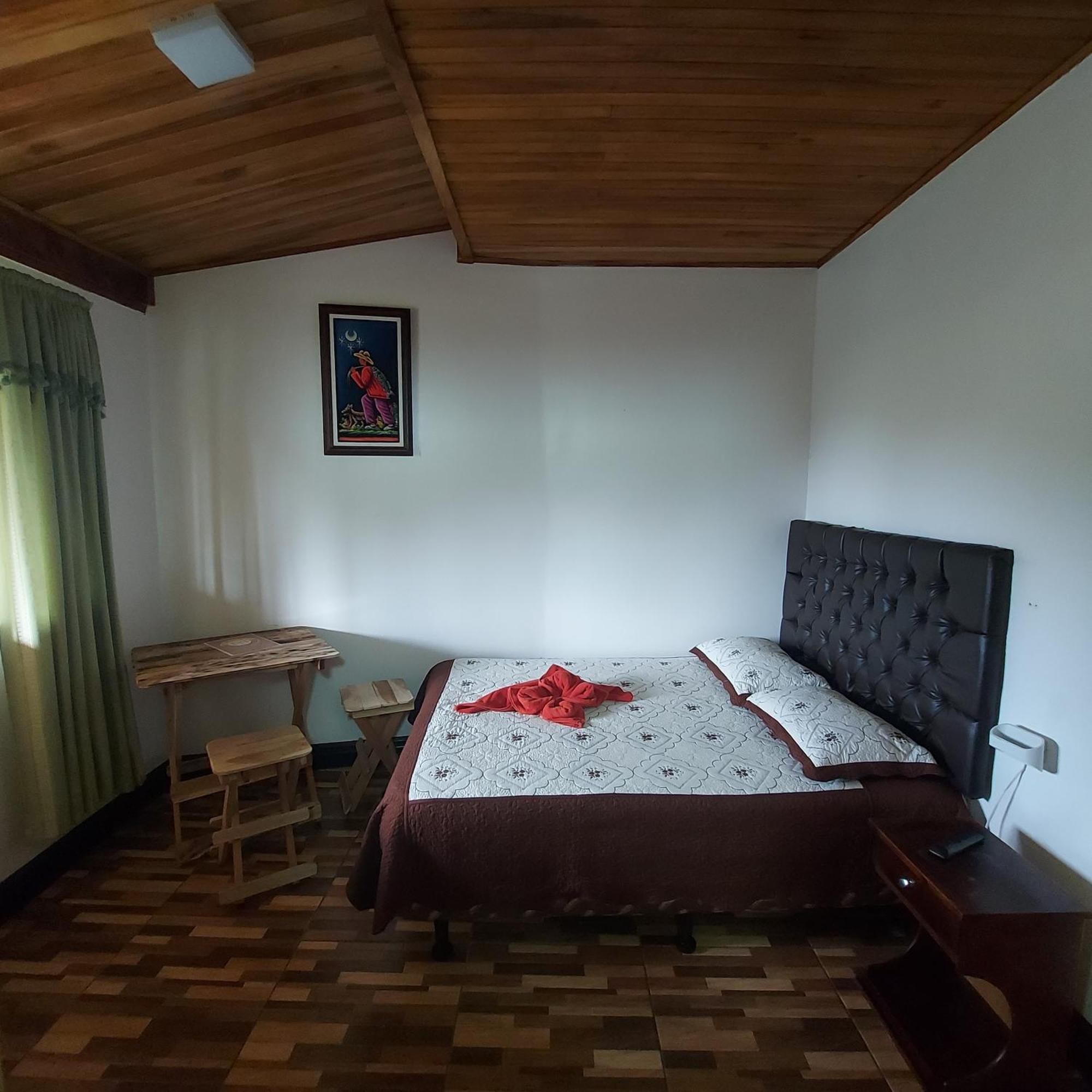 Alisson Hotel Y Restaurant Monteverde 외부 사진